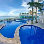 Apartamento en Bocagrande frente al mar